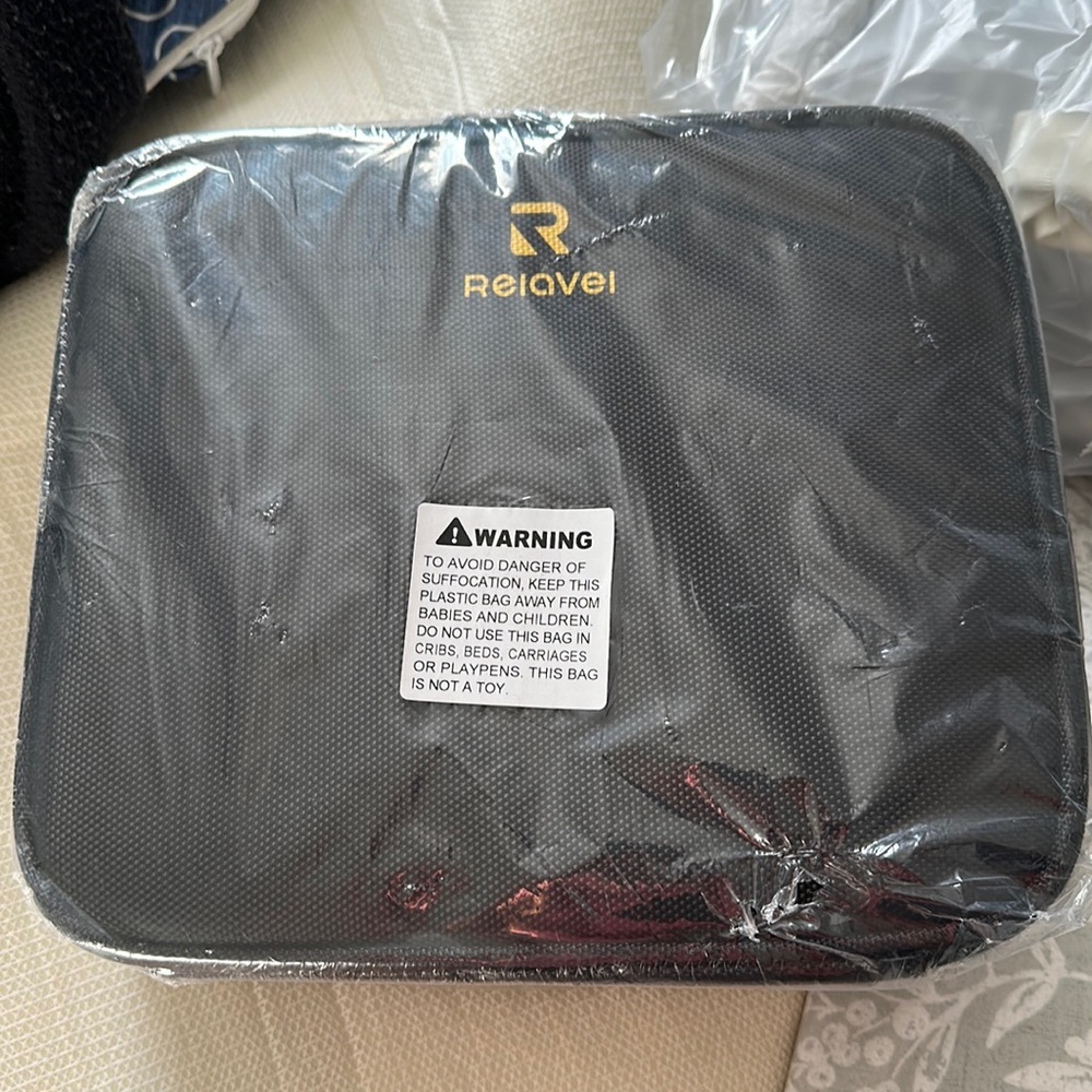 New! RELAVEL travel makeup train case